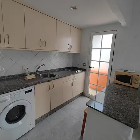 Private Next To Yumbo Center Appartement